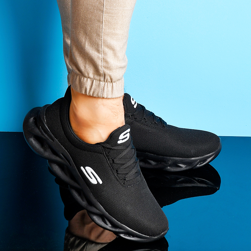 كفش مردانه SKECHERS مدل James