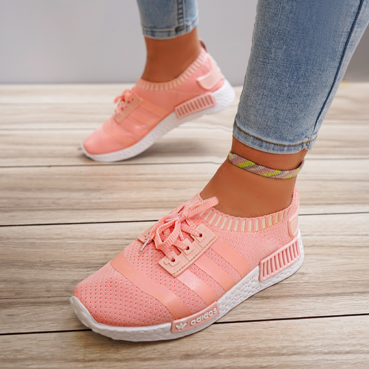 کفش ورزشی صورتی adidas زنانه مدل Anika