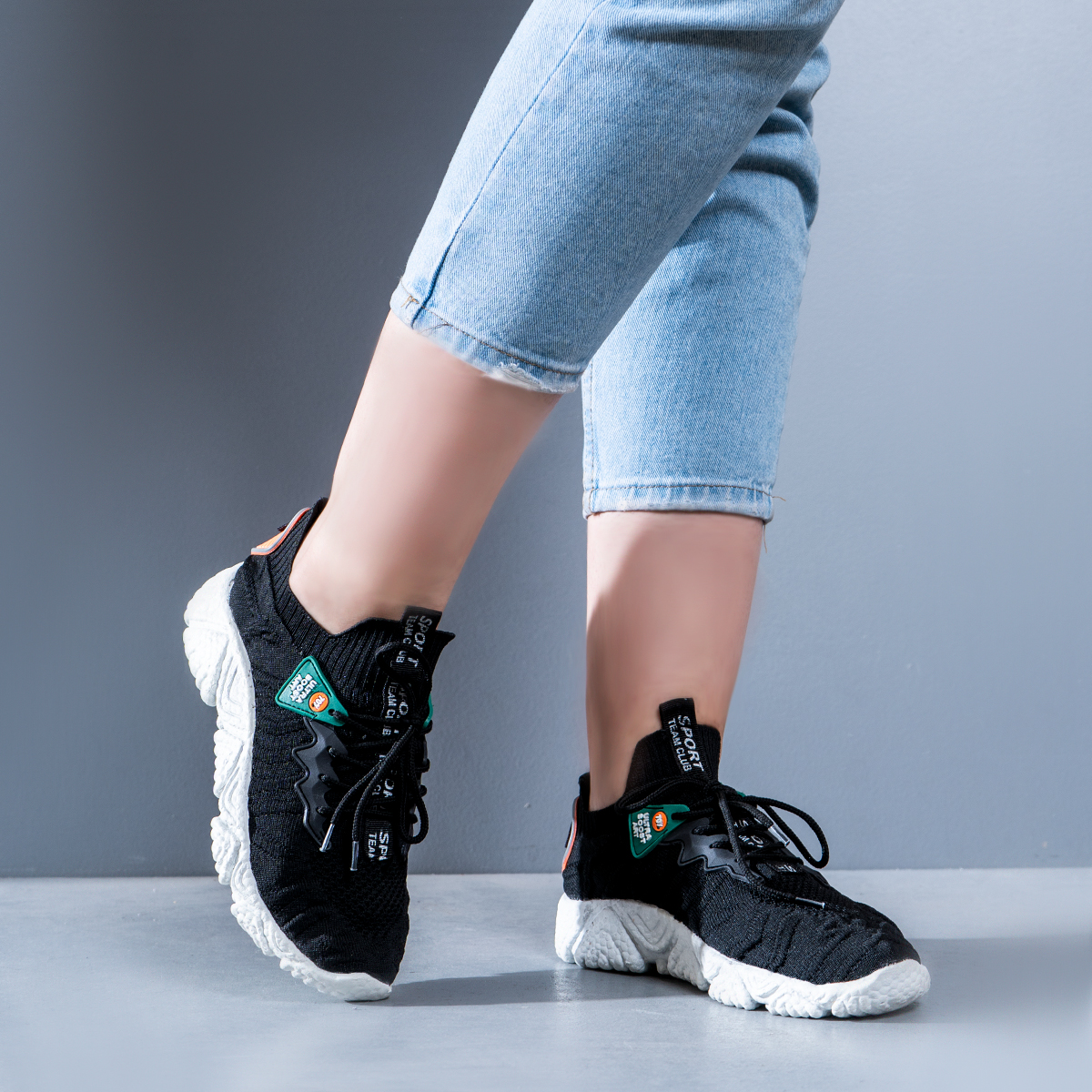 کفش ورزشی Ultra Boost دخترانه مشکی مدل Rira