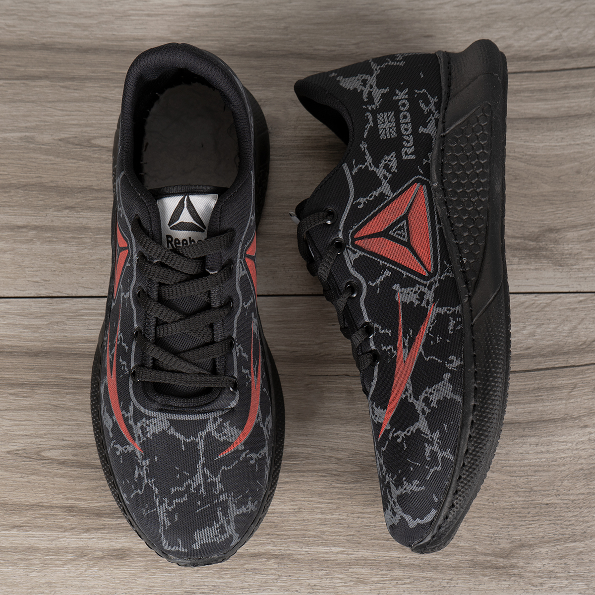 کفش مردانهReebok مشکی قرمز مدل Aishin(T)