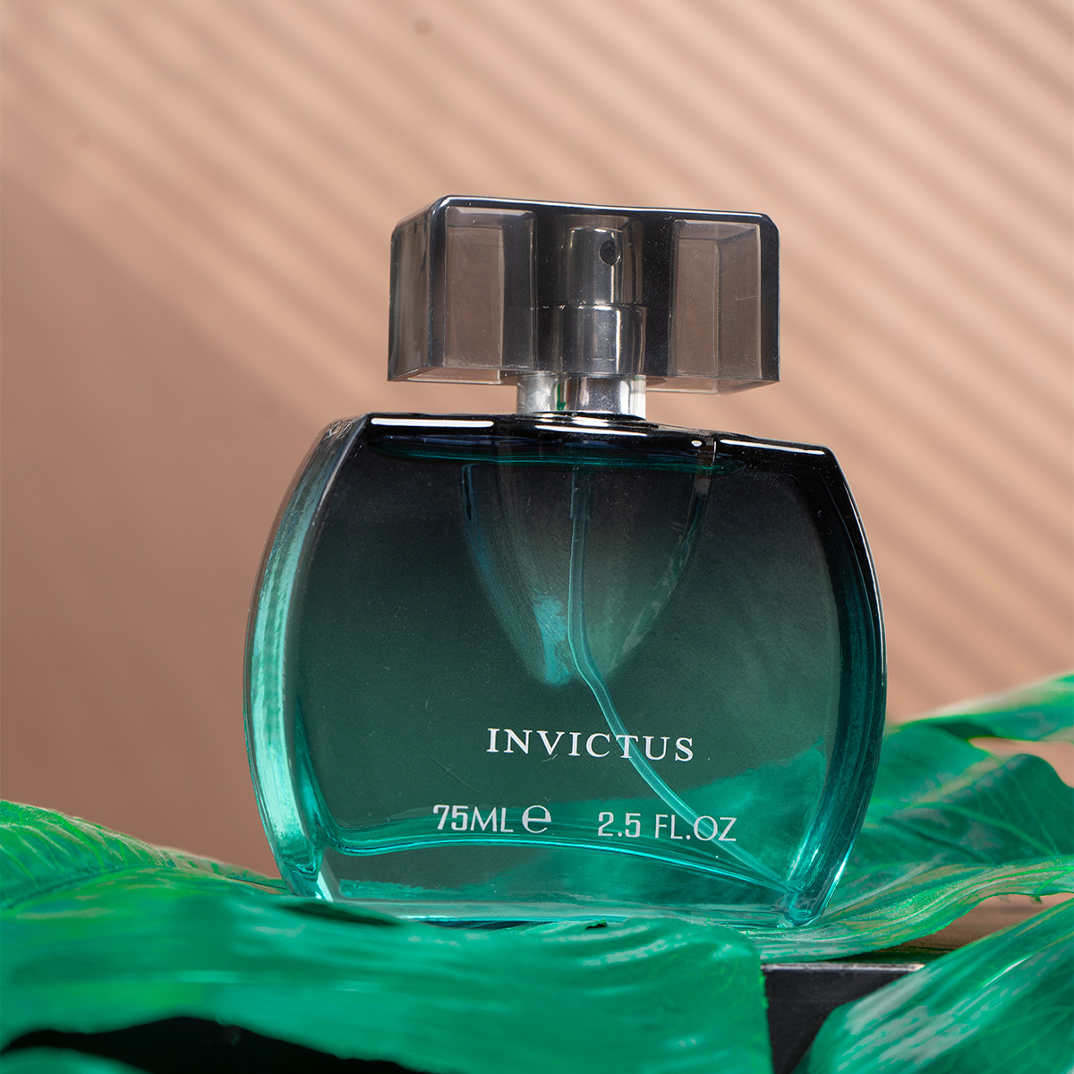 عطر مردانه مدل Invictus Paco Rabanne