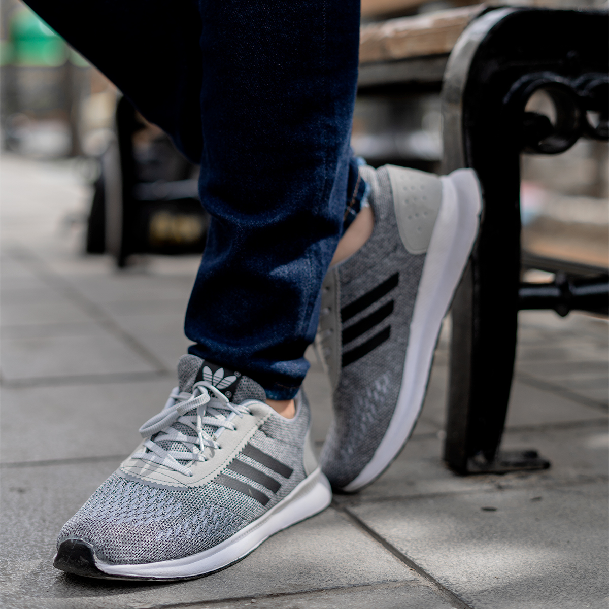 کفش ورزشی مردانه Adidas طوسی مدلR78