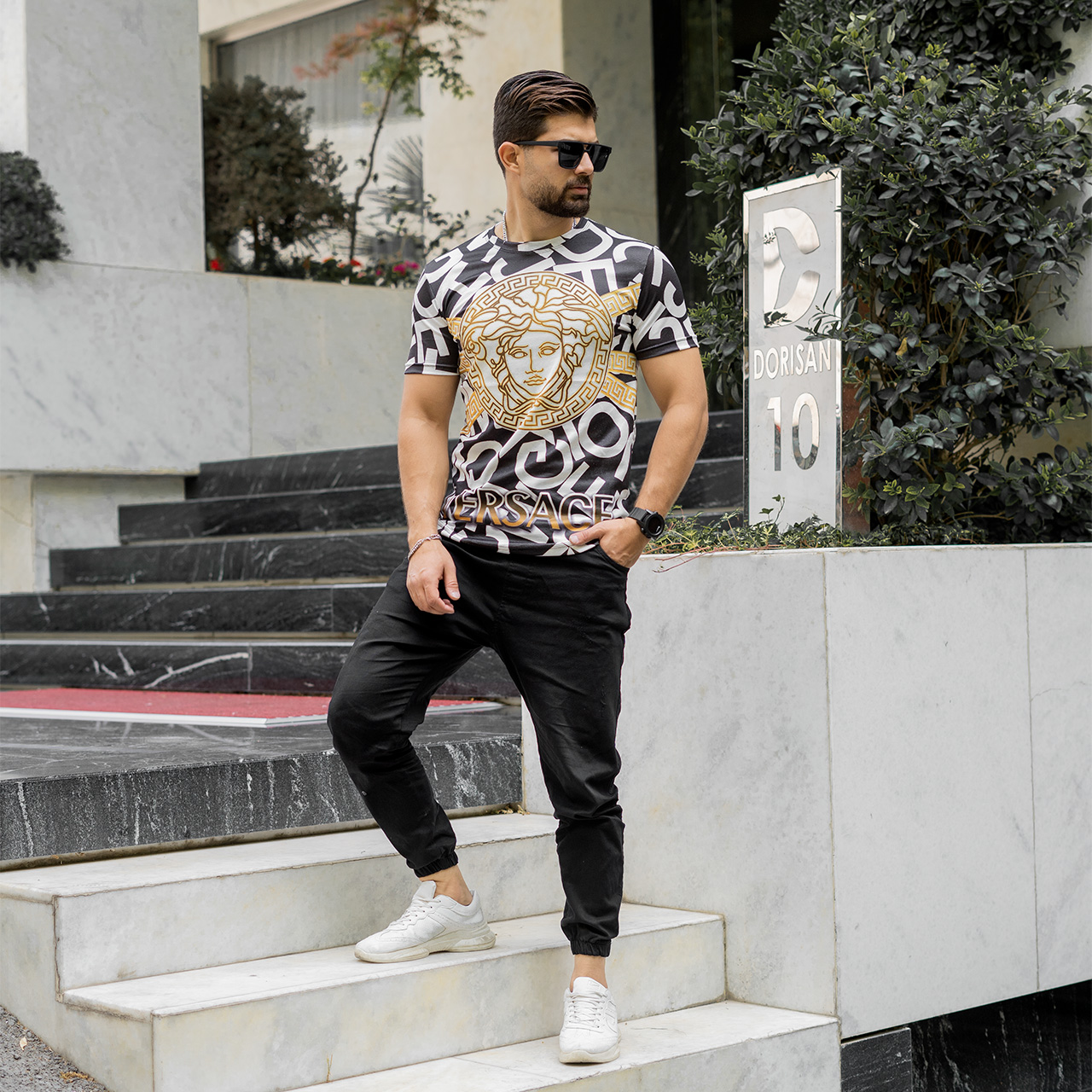 تیشرت مردانه طرح حروف مدل Versace