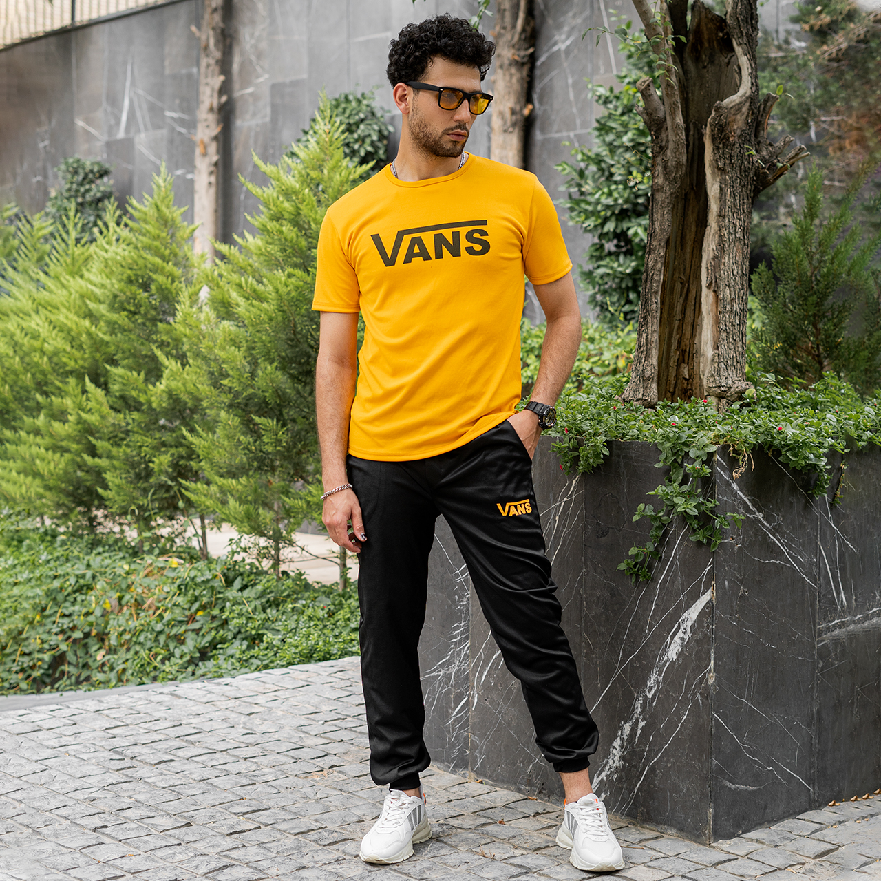 ست تیشرت شلوار مشکی زرد Vans مردانه مدل N200