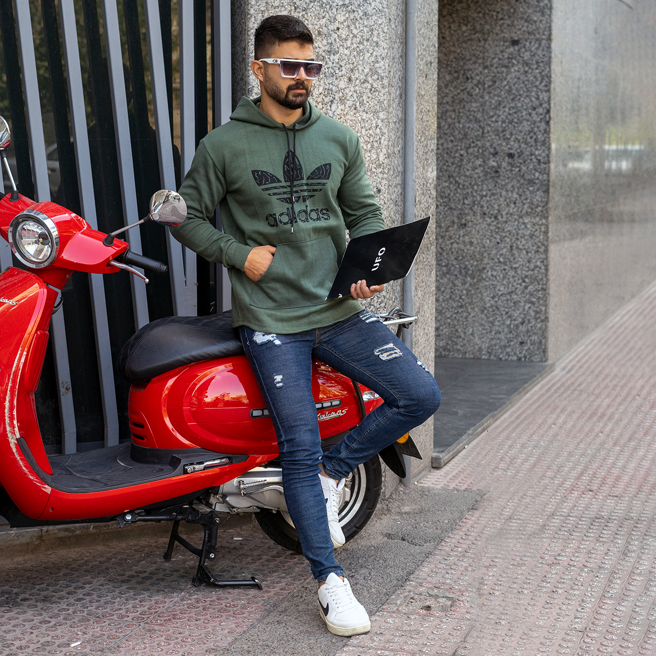 هودی Adidas مردانه یشمی مدلQs