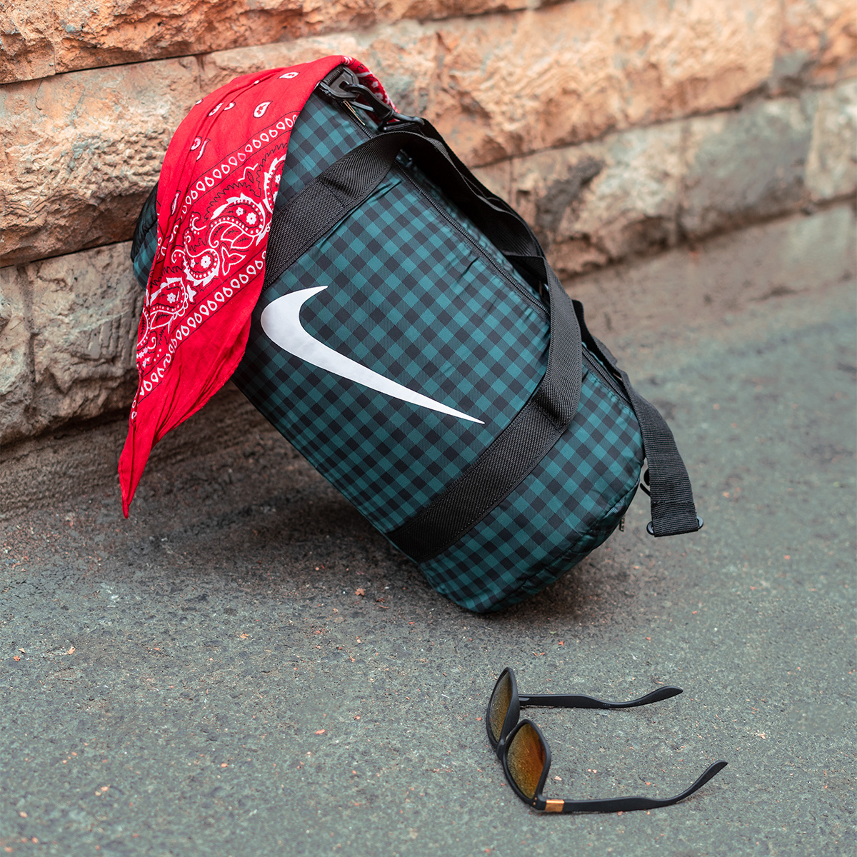 ساک ورزشی Nike چهارخونه سبز مدل Arman