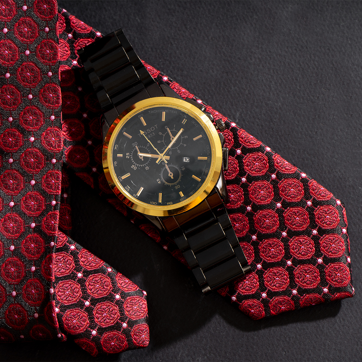 ساعت مچی مردانه مشکی طلایی صفحه آبی مدل Tissot