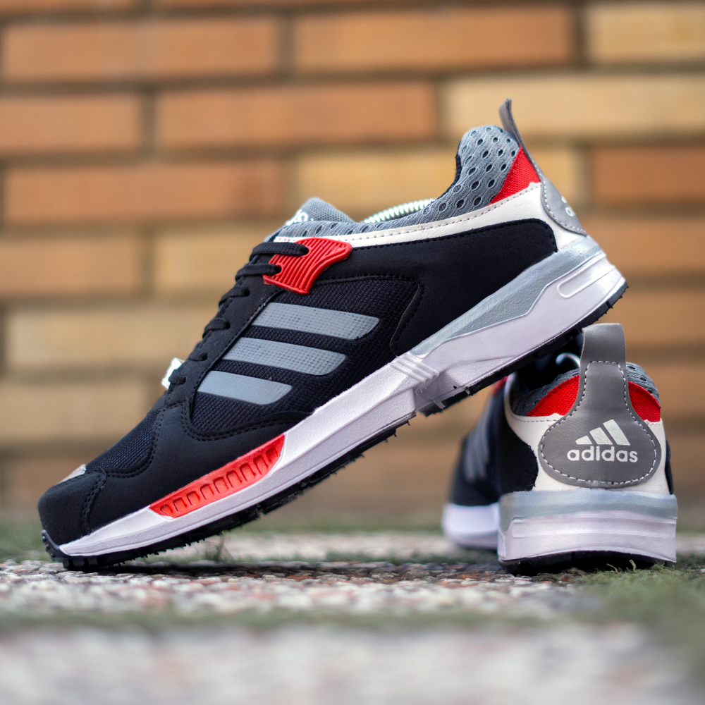 کفش ورزشی Adidas مشکی مردانه مدل BEHNOD