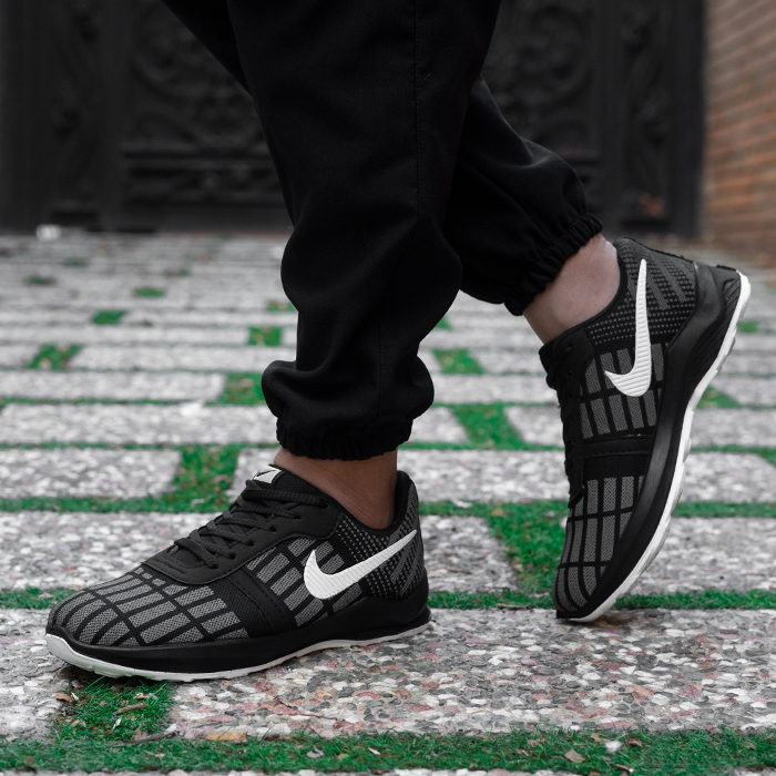 کفش ورزشی Nike مردانه مشکی مدل sepand