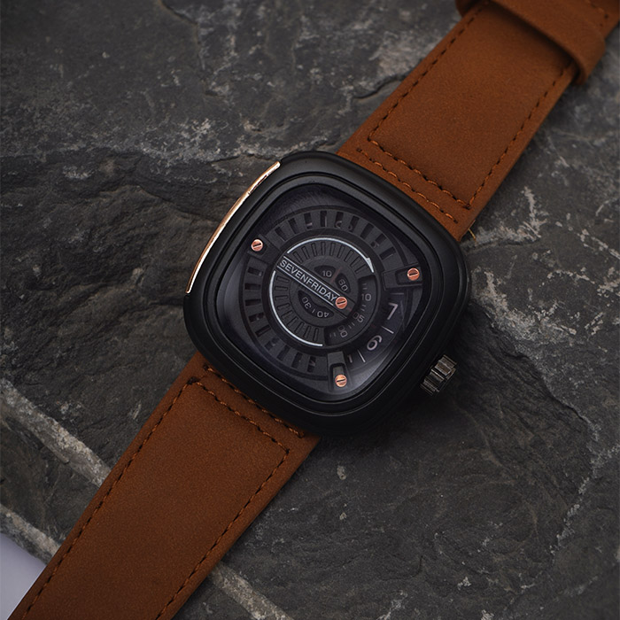 ساعت sevenfriday عسلی صفحه مشکی مدل rinald