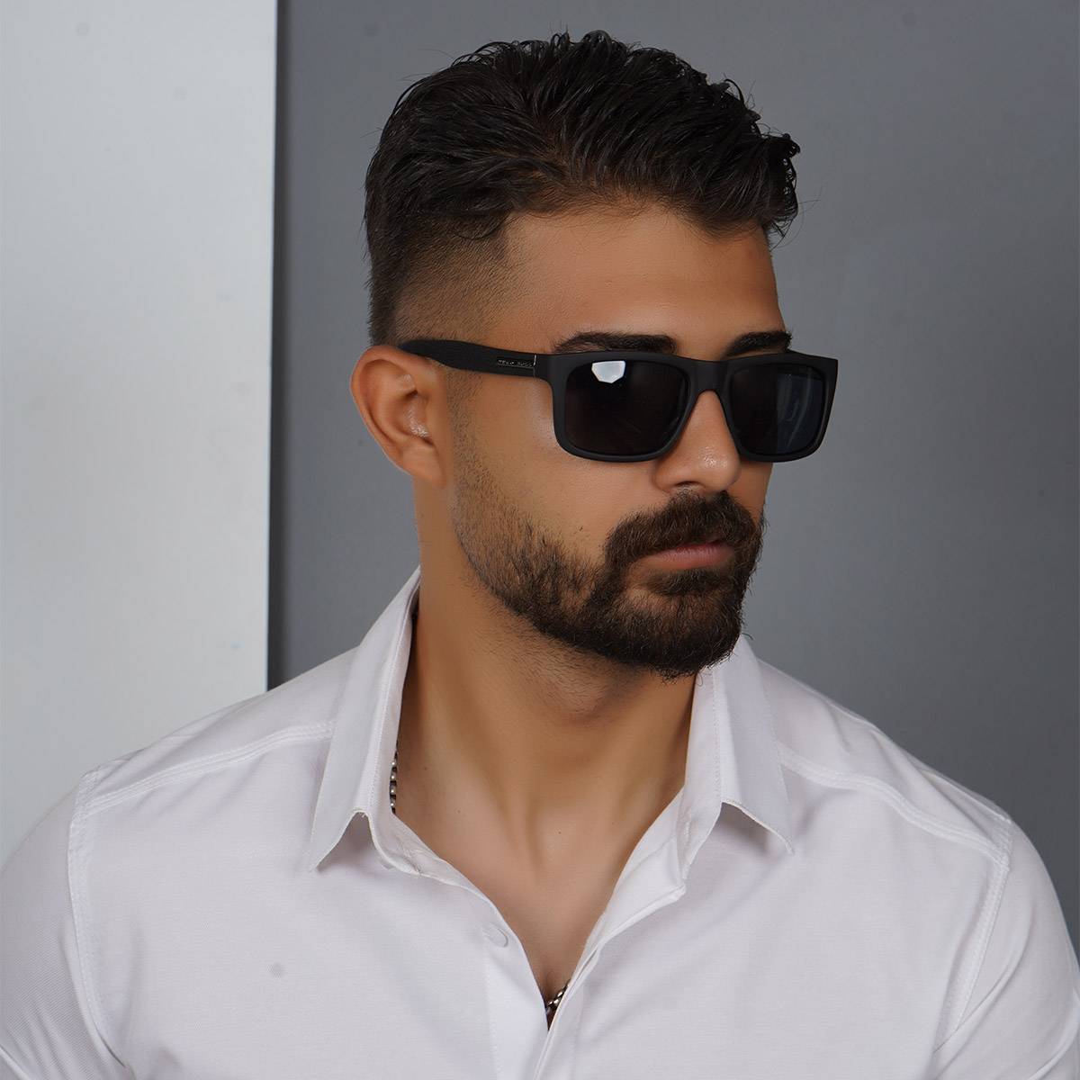 عینک مردانه مشکی صفحه دودی مدل Hugo
