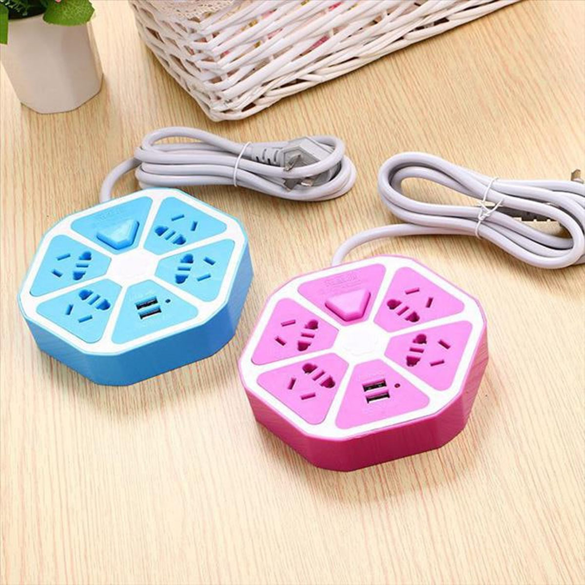 چند راهی برق و شارژر USB