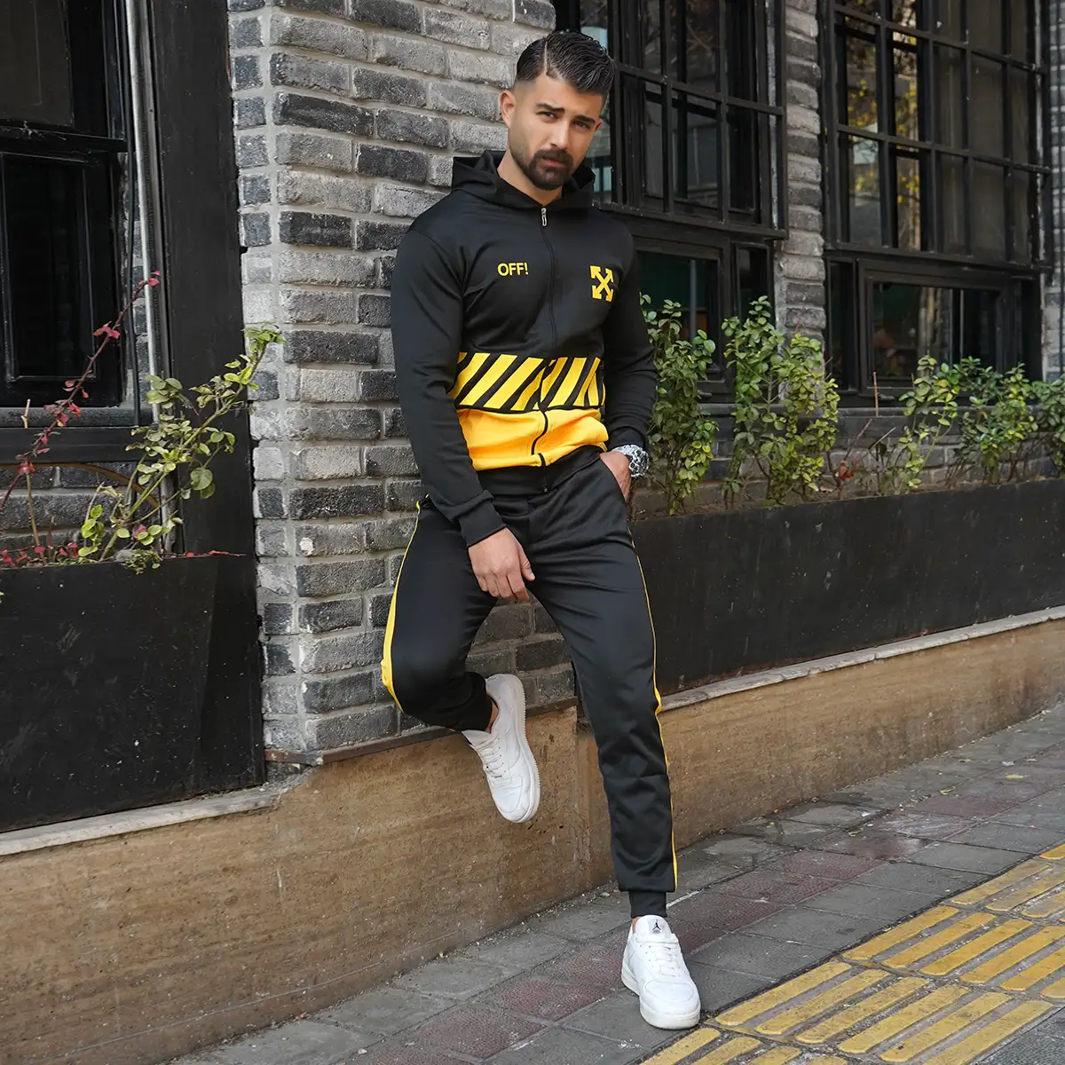 ست سوییشرت شلوار مردانه مشکی زرد off-white مدل Manga