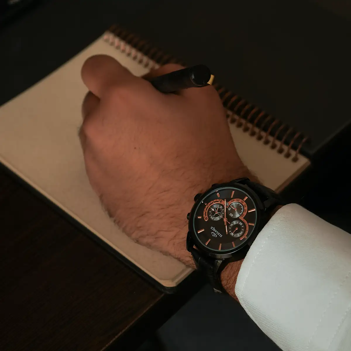 ساعت ELEGANCE مشکی صفحه مشکی مدل B62