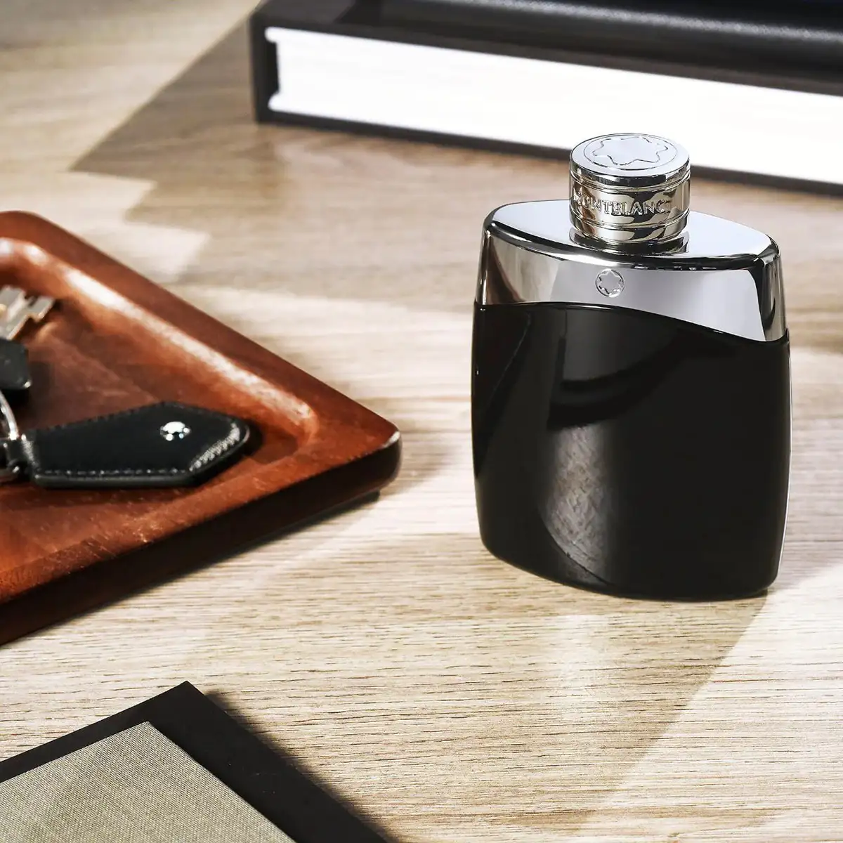 عطر مردانه مدل Mont Blanc Legend