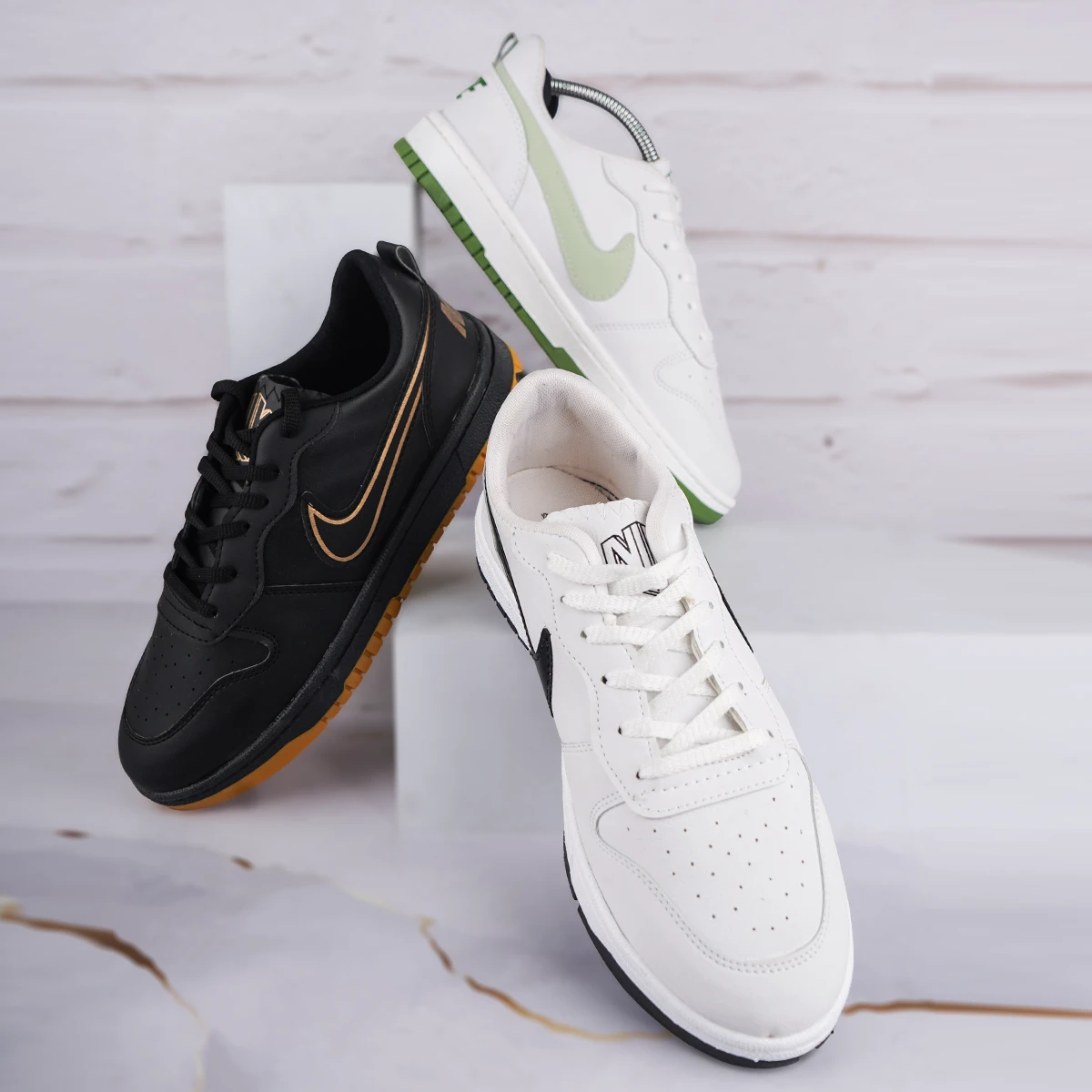 کفش اسپرت سفید مشکی مردانه Nike مدل SB Dunk