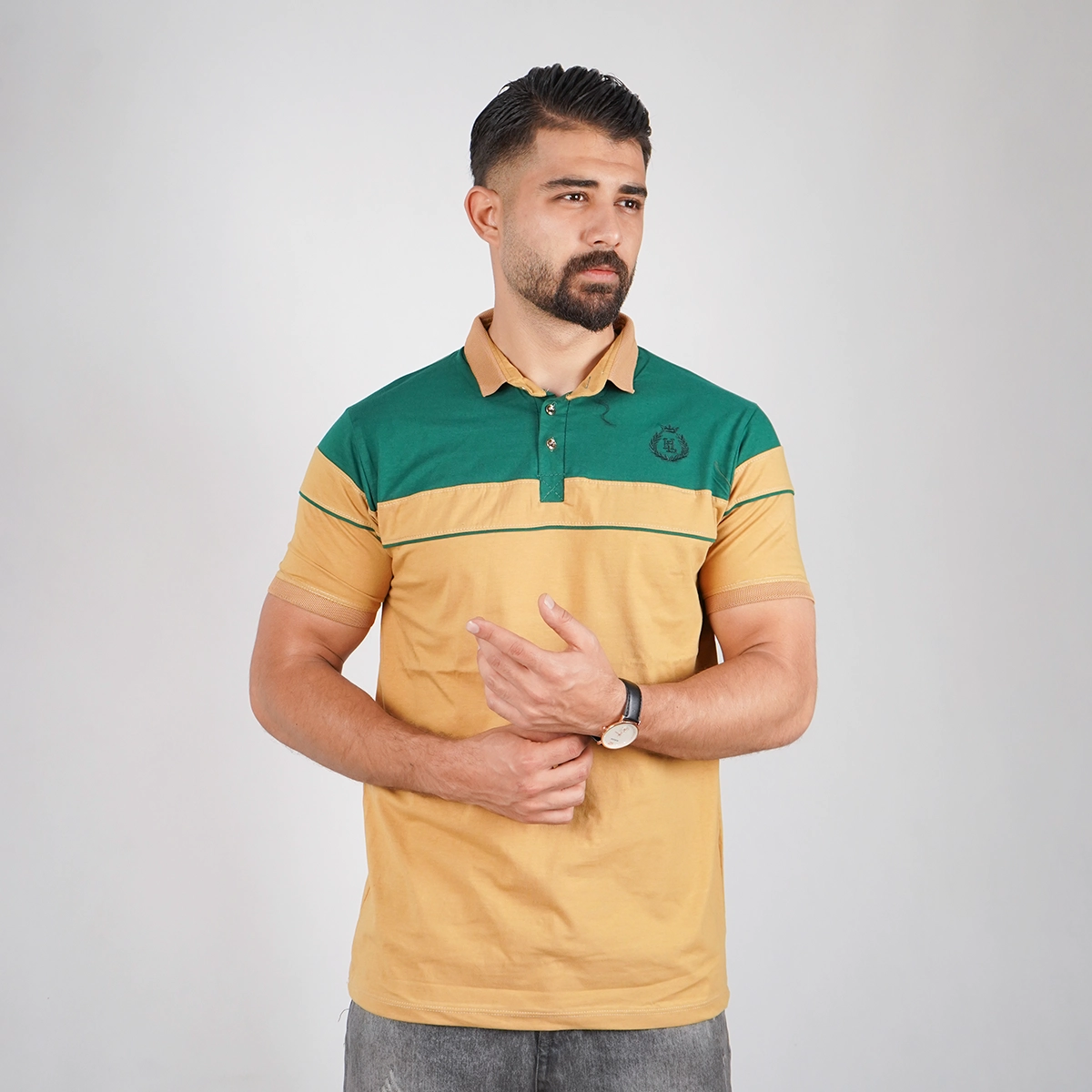 تیشرت مردانه یقه فرنچ کرم مدل Bahman