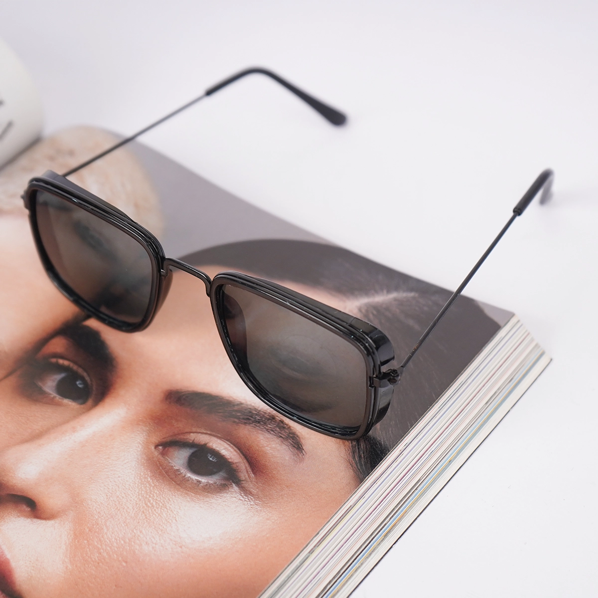 عینک آفتابی چهارگوش UV protection