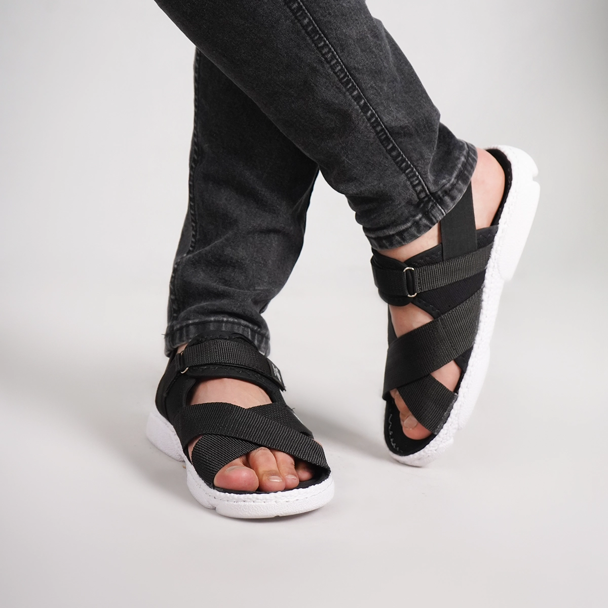 صندل مردانه ضربدری مشکی مدل Havin