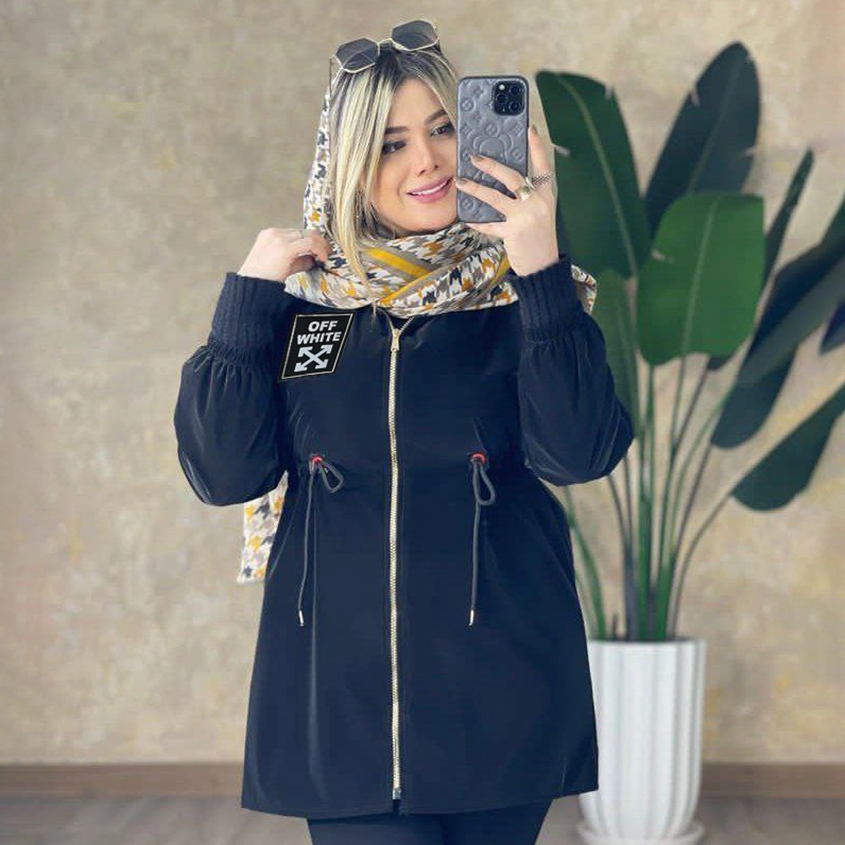 بارونی سلیکونی مشکی زنانه مدل Avina