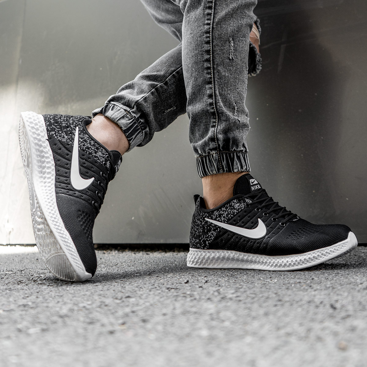 کفش ورزشی Nike مردانه مشکی مدل Ganava