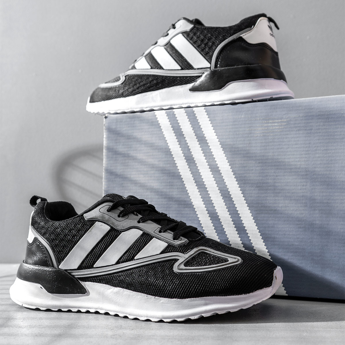 کفش ورزشی Adidas مردانه مشکی مدل Siban