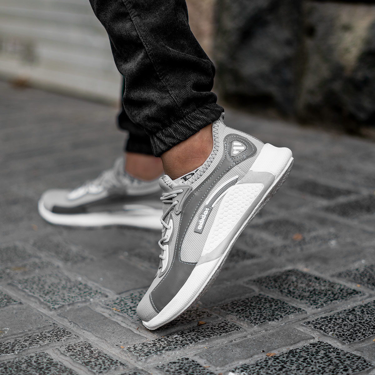 کفش ورزشی Adidas مردانه طوسی مدل Carter