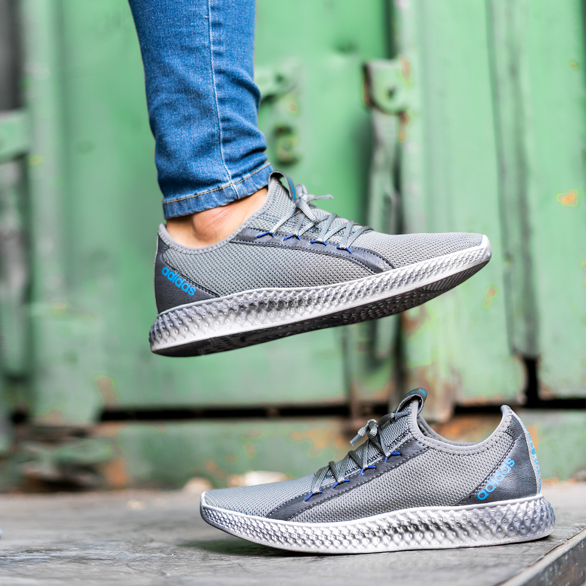 کفش ورزشی Adidas مردانه طوسی آبی مدل Barni