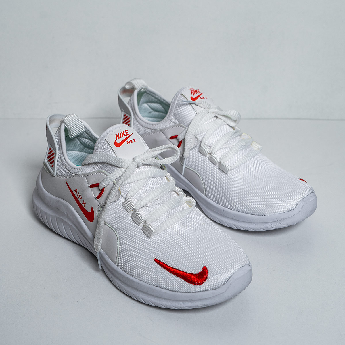 کفش ورزشی Nike دخترانه سفید مدل Sarva