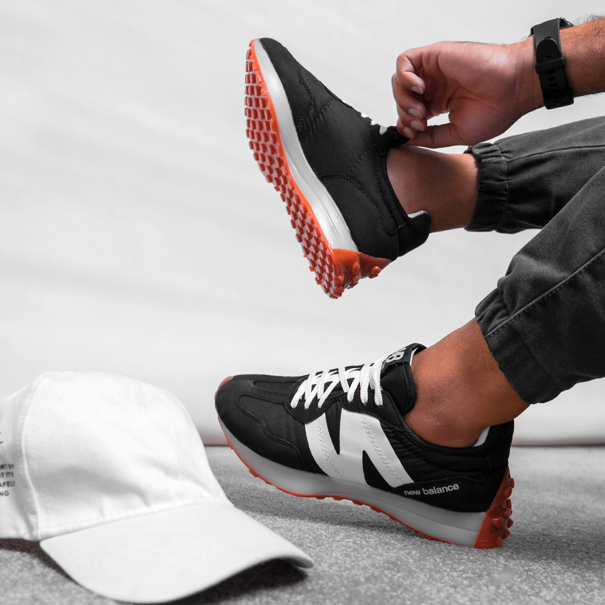 کفش ورزشی مردانه مشکی New Balance مدل Kanava
