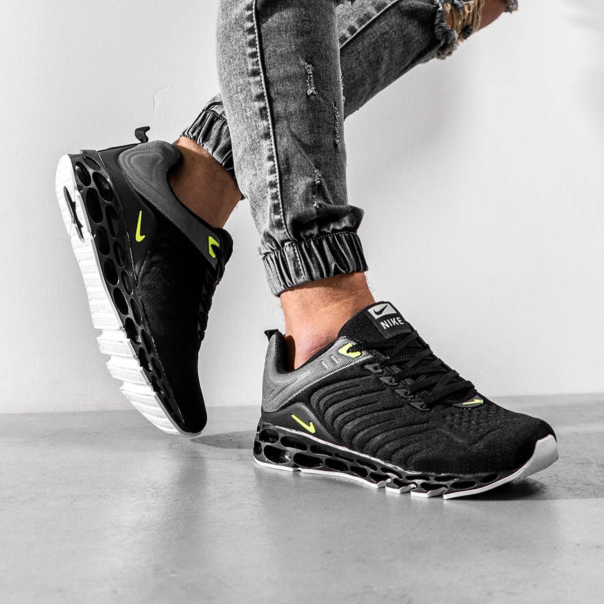 کفش ورزشی Nikeمردانه مدل Kitel