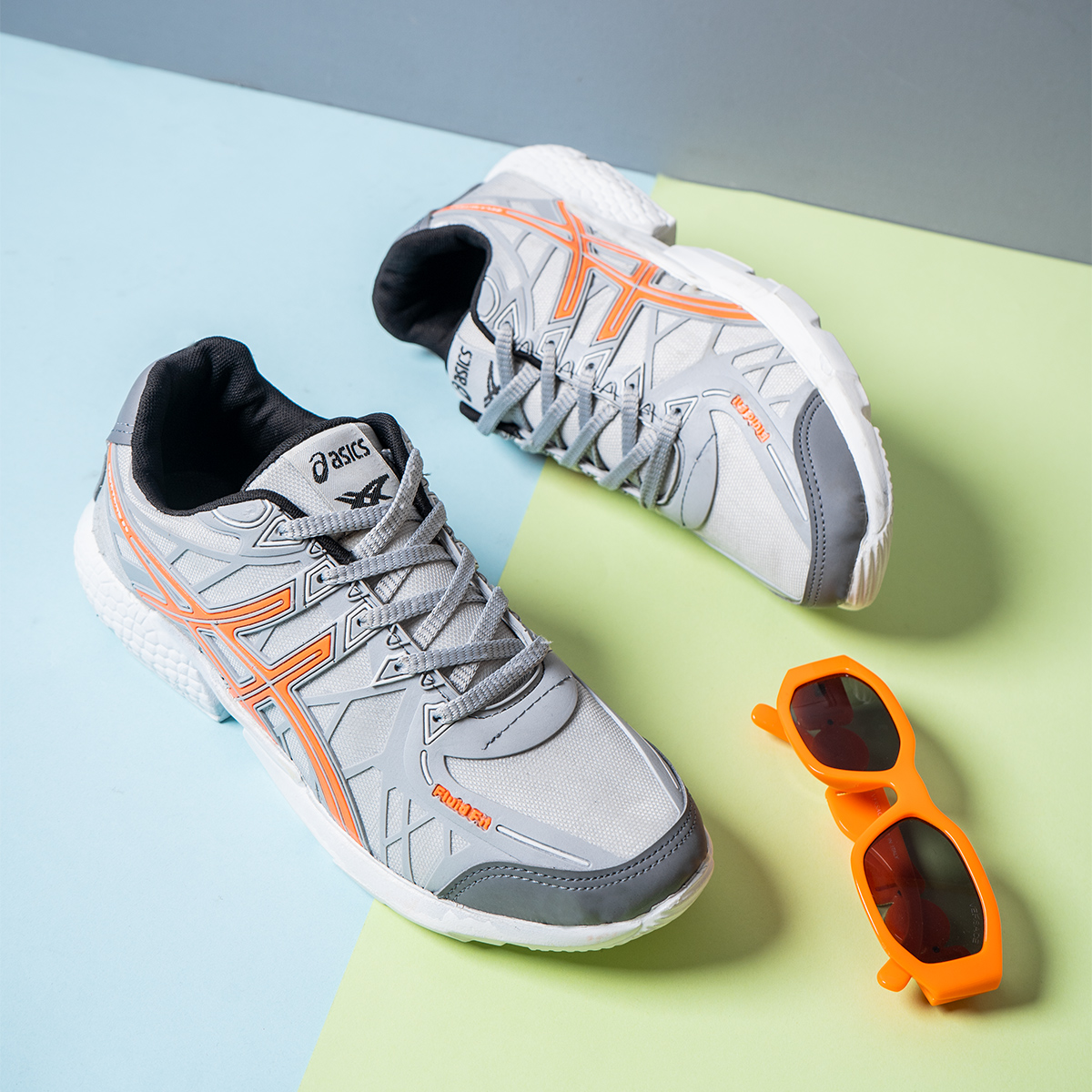 کفش ورزشی Asics مردانه طوسی نارنجی مدل Snopy