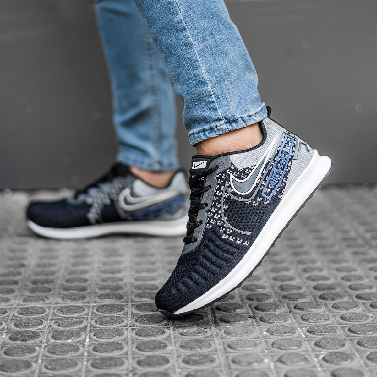کفش ورزشی Nike مردانه مدل R52