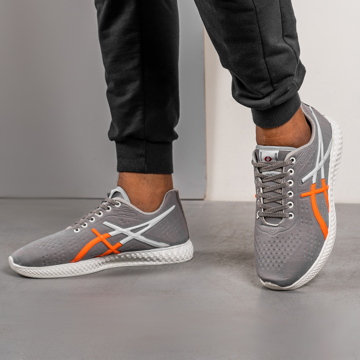کفش ورزشی Asics مردانه طوسی نارنجی مدل Nardin(T)